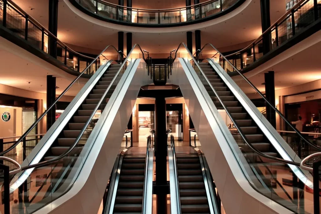 Escada rolante de shopping