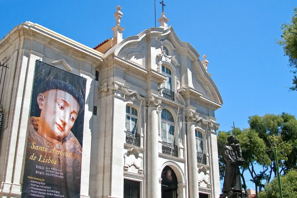 Fachada da Igreja Nossa Senhora das Necessidades, em Santo Antônio de Lisboa, Florianópolis.